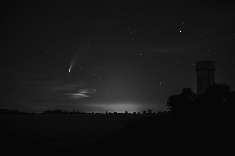 Comet Circles